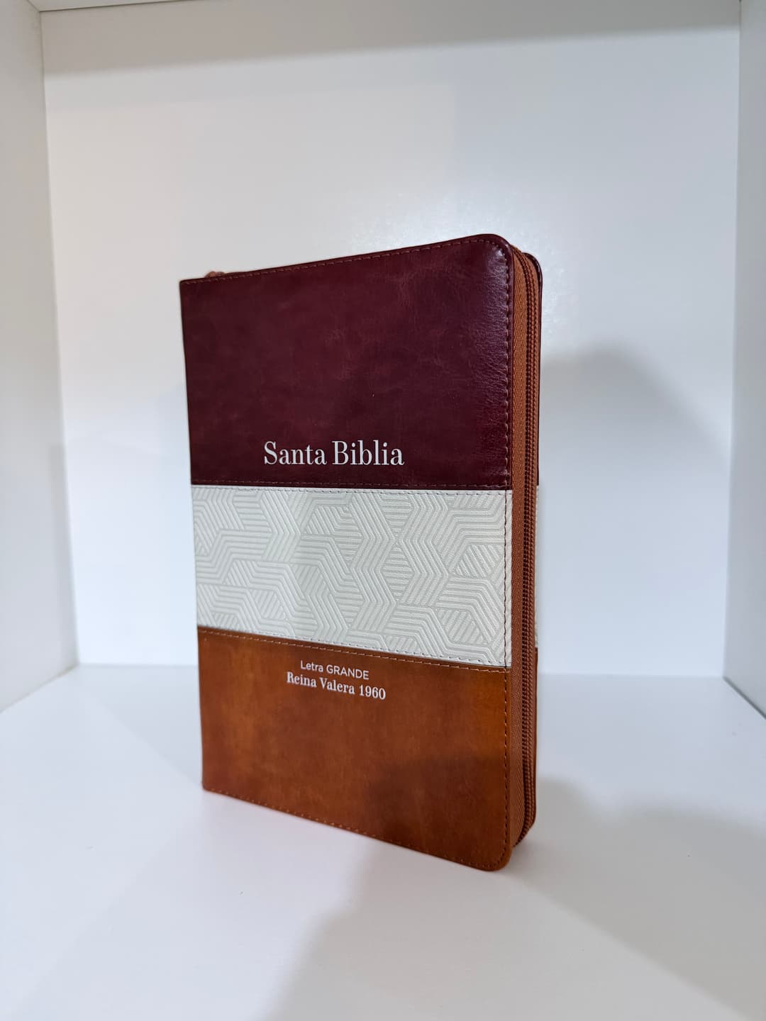 Biblia premium con kit completo — TRICOLOR MARRÓN